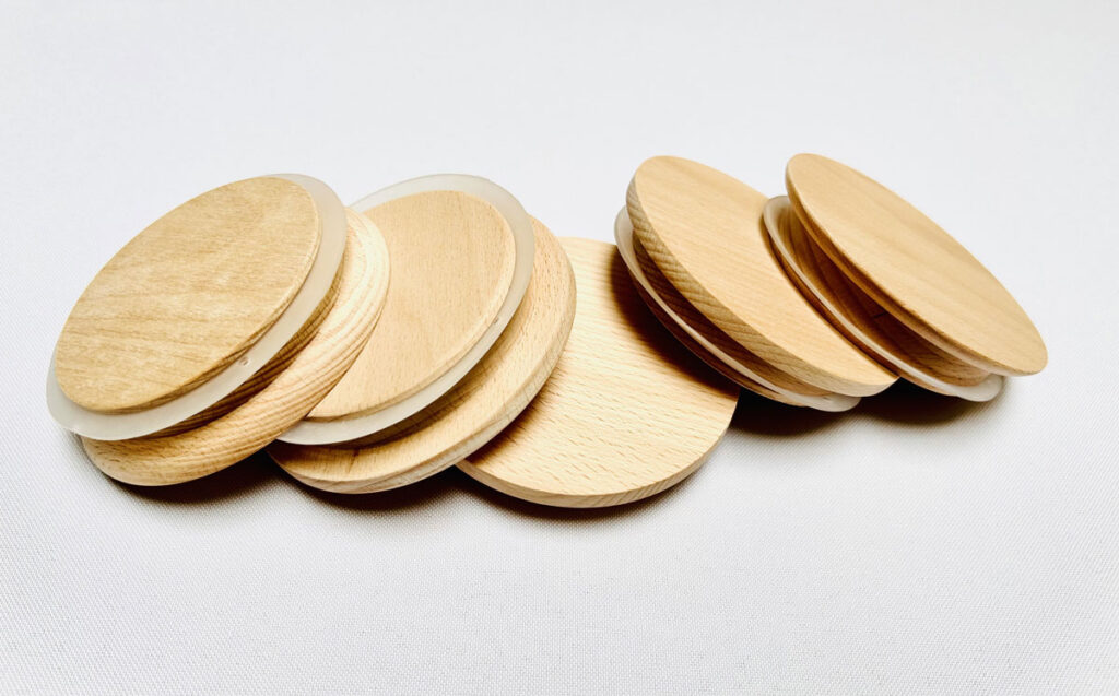 Holzdeckel mit passgenauer Dichtung