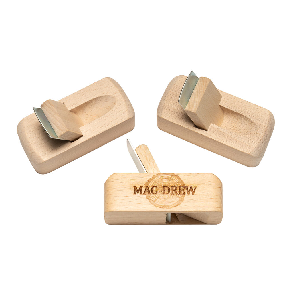 Flaschenöffner aus Holz in Form eines kleinen Hobels